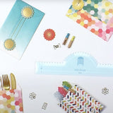 We R Makers, Oh Goodie Collection, DIY Scalloped Goodie Bag, Tear-Away Guide (663008)