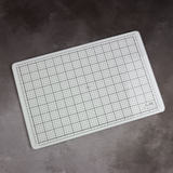 Tim Holtz, Travel Glass Studio Mat, White with Protective Carry Sleeve (2634EUS)